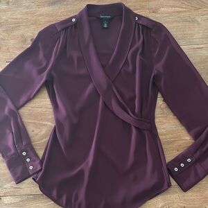 White House Black Market Purple Wrap Blouse Size 0